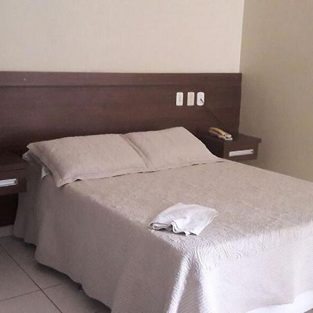 Novo Hotel Cadore Executivo Minacu Экстерьер фото